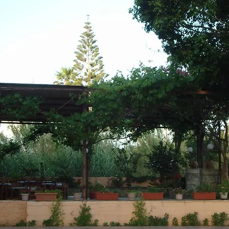Guest house Athina
